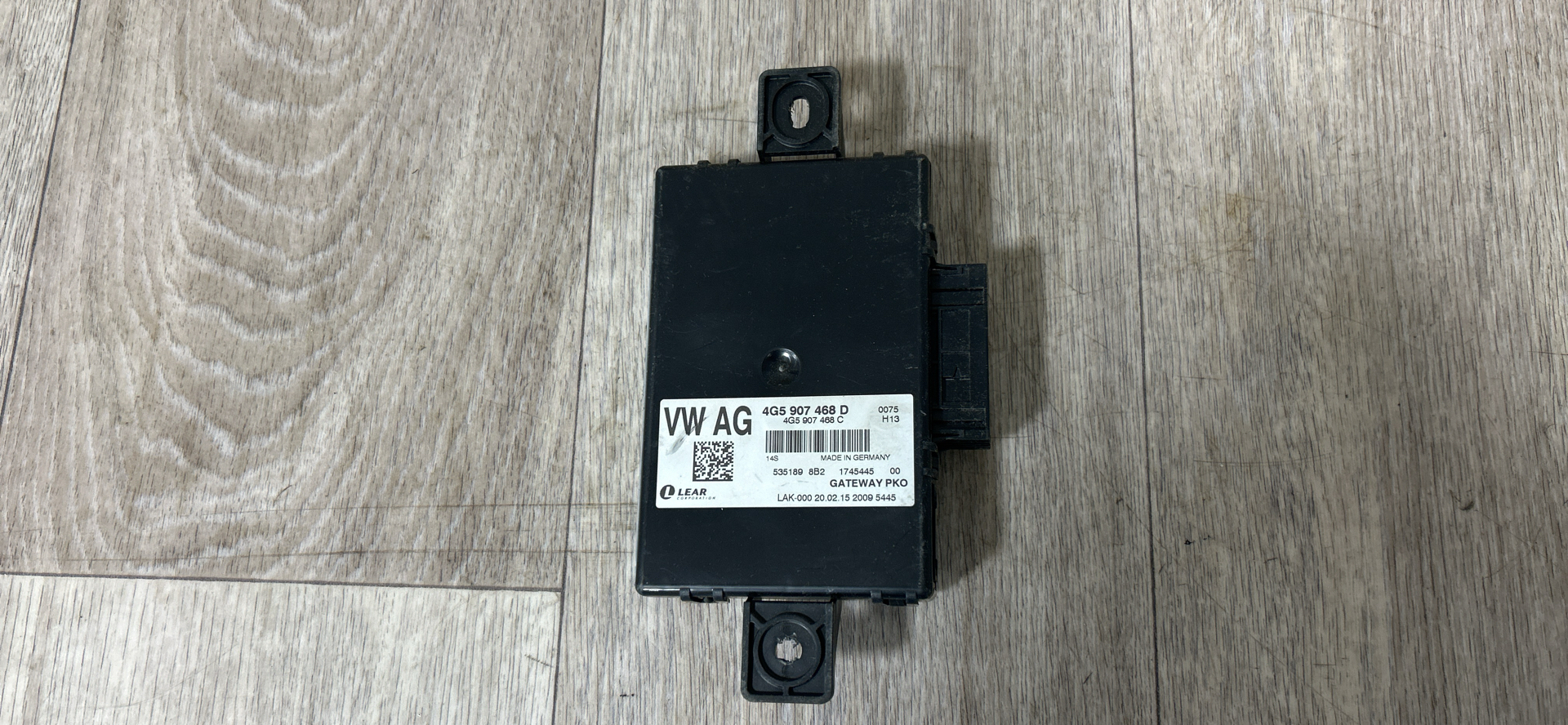 диагностический интерфейс Audi A6 4G/C7 2014. Купить бу Audi A6 4G/C7 OEM №20095445, 4G5907468C, 4G5907468D