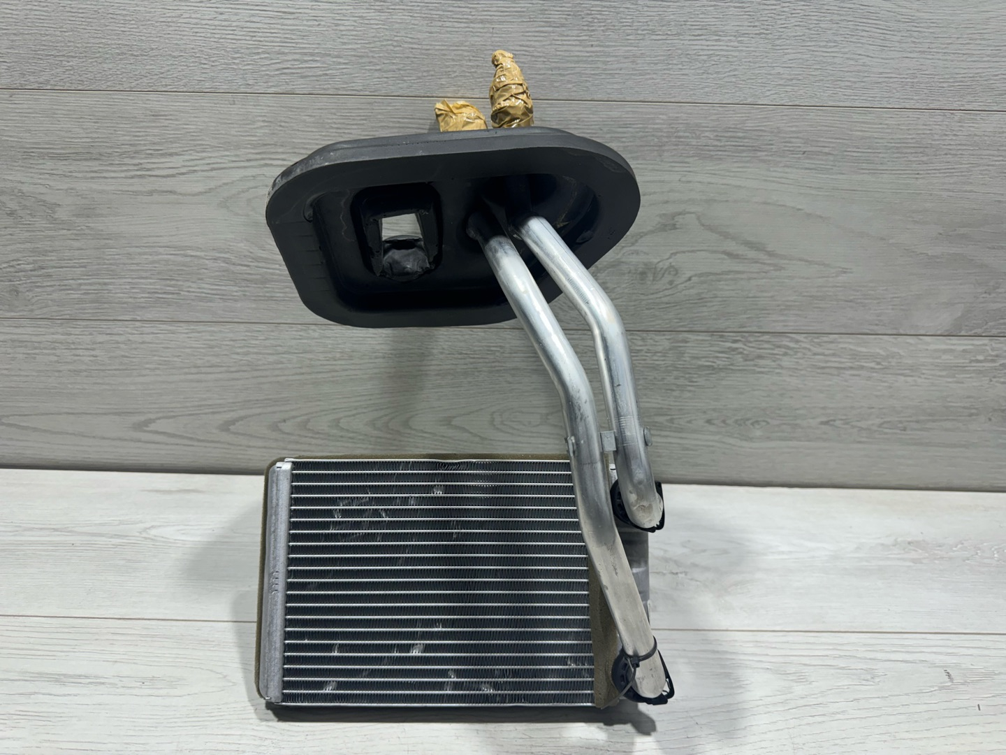 Радиатор отопителя (печки) Opel Zafira 3  (C) 2016. Купить бу Array Array OEM №306654, DE207002