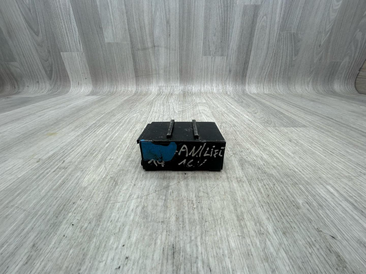 Блок управления центральным замком Citroen Xsara 1999. Купить бу Array Array OEM №185680