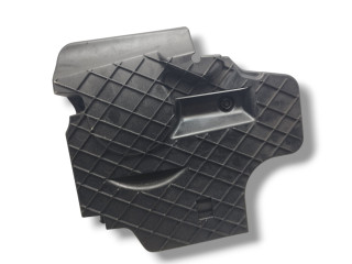 декоративная крышка двигателя Mercedes-Benz C-Класс W204/S204 S204 2010, 2.2 л., CDi, OM 651.911, дизель, АКПП, calcitweiss / 650, универсал, задний привод, правый руль, A6510100175