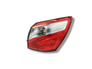 фонарь задний правый Nissan Qashqai+2 J10 [рестайлинг] J10 2013, 1.6 л., DCi, R9M, дизель, 6МКПП, super white / 326, внедорожник 5 дв., передний привод, правый руль, 26550-BR00B