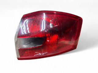 фонарь задний правый Ford Kuga 1 поколение CBV 2012, 2.0 л., TDCi, UFDA, дизель, 6МКПП, panther black / f8, внедорожник 5 дв., передний привод, правый руль, 8V41-13404-CH, 1710611