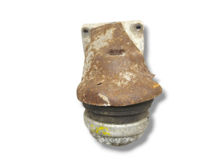 подушка крепления двигателя Mercedes-Benz CLK-Класс W208/A208 [рестайлинг] A208 2001, 2.3 л., Kompr, M 111.982, бензин, АКПП, mineralgruen / 814, кабриолет, задний привод, правый руль, A2032401117