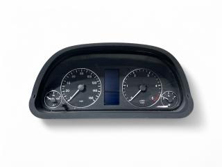 щиток приборов (приборная панель) Mercedes-Benz A-Класс W169 [рестайлинг] W169 2009, 2.0 л., CDi, OM 640.942, дизель, 5МКПП, steppenbraun / 490, хетчбэк 5 дв., передний привод, правый руль, 1694404011