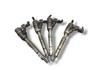 форсунка Opel Astra J 2012, 1.3 л., CDTi, A 13 DTE, дизель, 5МКПП, schneeweiss / gaz, универсал, передний привод, правый руль, 55564218, 0445110326