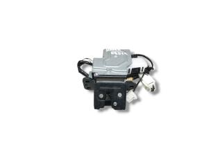 замок багажника Mazda 2 DE 2009, 1.3 л., i, ZJ46, бензин, 5МКПП, spirited green / 36a, хетчбэк 5 дв., передний привод, правый руль, DF71-62-310E