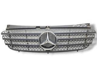 решетка радиатора Mercedes-Benz Vito W639 2004, 2.2 л., CDi, OM 646.982, дизель, АКПП, arktikweiss / 9147, минивэн, задний привод, правый руль, A6398800185