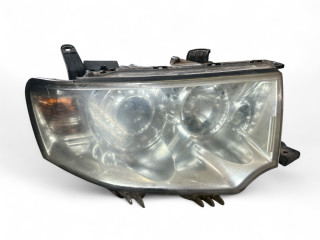 фара правая Mitsubishi L200 4 поколение 2010, 2.5 л., DiD, 4D56 (16V), дизель, 5МКПП, pyreness black / x08, пикап, полный привод, правый руль, 8301C032
