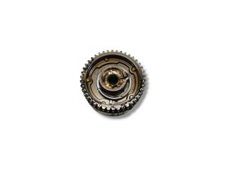 шкив распредвала Nissan Juke F15 [рестайлинг] 2015, 1.2 л., Ti, HRA2DDT, бензин, 6МКПП, super white / 326, внедорожник 5 дв., передний привод, правый руль, 13025-9835R