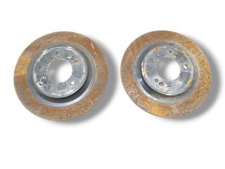 диск тормозной задний Hyundai Tucson 4 поколение NX4 2022, 1.6 л., GDi, G4FU, гибрид, робот, shimmering silver / r2t, внедорожник 5 дв., передний привод, правый руль, 58411-N7000