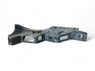 крепление бампера Volkswagen Passat B6 2009, 2.0 л., TDi, CBAB, дизель, 6МКПП, iron grey / lc7z, седан, передний привод, правый руль, 3C0807889