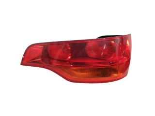 фонарь задний правый Audi Q7 4L 2008, 3.0 л., TDi, CASA, дизель, АКПП, schwarz / l041, внедорожник 5 дв., полный привод, правый руль, 4L0945094
