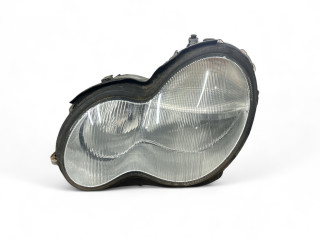 фара левая Mercedes-Benz C-Класс W203/S203/CL203 S203 2002, 2.2 л., CDi, OM 611.962, дизель, АКПП, brillantsilber / 744, универсал, задний привод, правый руль, A2038200761, 0301166601