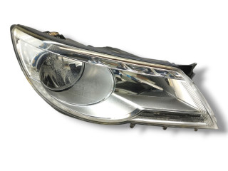 фара правая Volkswagen Tiguan 1 поколение 2008, 2.0 л., TDi, CBAB, дизель, 6МКПП, deepblack / lc9x, внедорожник 5 дв., полный привод, правый руль, 1ED247038-04, 5N2941032G