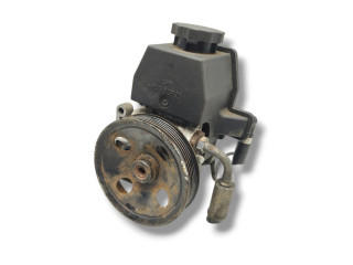 насос гидроусилителя руля Mercedes-Benz CLK-Класс W208/A208 [рестайлинг] A208 2001, 2.3 л., Kompr, M 111.982, бензин, АКПП, mineralgruen / 814, кабриолет, задний привод, правый руль, 0024662901, A0024663001, A0024662901, 0024663001