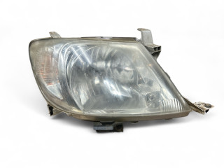 фара правая Toyota Hilux 7 поколение [рестайлинг] KUN25 2011, 2.5 л., D-4D, 2KD-FTV, дизель, 5МКПП, silver / 1c0, фургон, полный привод, правый руль, 81110-0K240