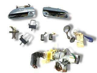 замок двери Mazda MX-5 NB 2000, 1.8 л., i, BP, бензин, 5МКПП, highlight silver / 18g, родстер, задний привод, правый руль