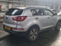 спойлер Kia Sportage 3 поколение 2011, 1.6 л., CRDi, D4FB, дизель, 6МКПП, machine silver / 9s, внедорожник 5 дв., передний привод, правый руль, 87210-3W000 - фото №4