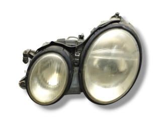 фара левая Mercedes-Benz CLK-Класс W208/A208 [рестайлинг] C208 2000, 3.2 л., i, M 112.940, бензин, АКПП, quarzblau / 935, купе, задний привод, правый руль, A2088200961