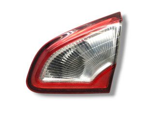 фонарь крышки багажника правый Nissan Qashqai J10 [рестайлинг] J10 2012, 1.5 л., DCi, K9K 430, дизель, 6МКПП, black / z11, внедорожник 5 дв., передний привод, правый руль, 26550-BR01A