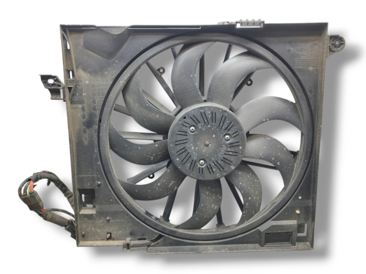 вентилятор радиатора Jaguar XJ 4 поколение X351 2011, 3.0 л., TD, 306DT, дизель, АКПП, ultimate black / pel, седан, задний привод, правый руль, 9X23-80607-BF, C2Z10955 - фото №1