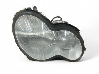 фара правая Mercedes-Benz C-Класс W203/S203/CL203 S203 2002, 2.2 л., CDi, OM 611.962, дизель, АКПП, brillantsilber / 744, универсал, задний привод, правый руль, A2038200861, 0301166602