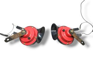 сигнал (клаксон) Chrysler Grand Voyager 5 поколение RT 2008, 2.8 л., CRD, ENS, дизель, АКПП, brilliant black crystal / pxr, минивэн, передний привод, правый руль