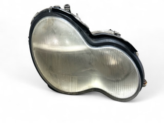 фара правая Mercedes-Benz C-Класс W203/S203/CL203 W203 2003, 1.8 л., Kompr, M 271.940, бензин, АКПП, prata brilhante / 744u, седан, задний привод, правый руль, A2038200861, 0301166602