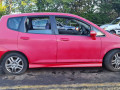 накладка на порог Honda Jazz 1 поколение [рестайлинг] GD1 2005, 1.4 л., i, бензин, 5МКПП, milano red / r81, хетчбэк 5 дв., передний привод, правый руль, 71850-SAA-J01ZK, 71800-SAA-J01ZK - фото №8