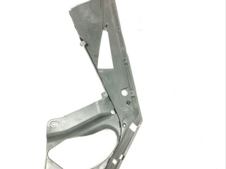 планка под капот BMW 6 Gran Coupe F06 [рестайлинг] 2017, 4.0 л., 7211930