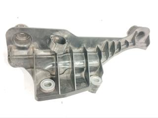 кронштейн радиатора Land Rover Range Rover Velar 1 поколение 2021, 2.0 л., дизель, M8A26K767AB