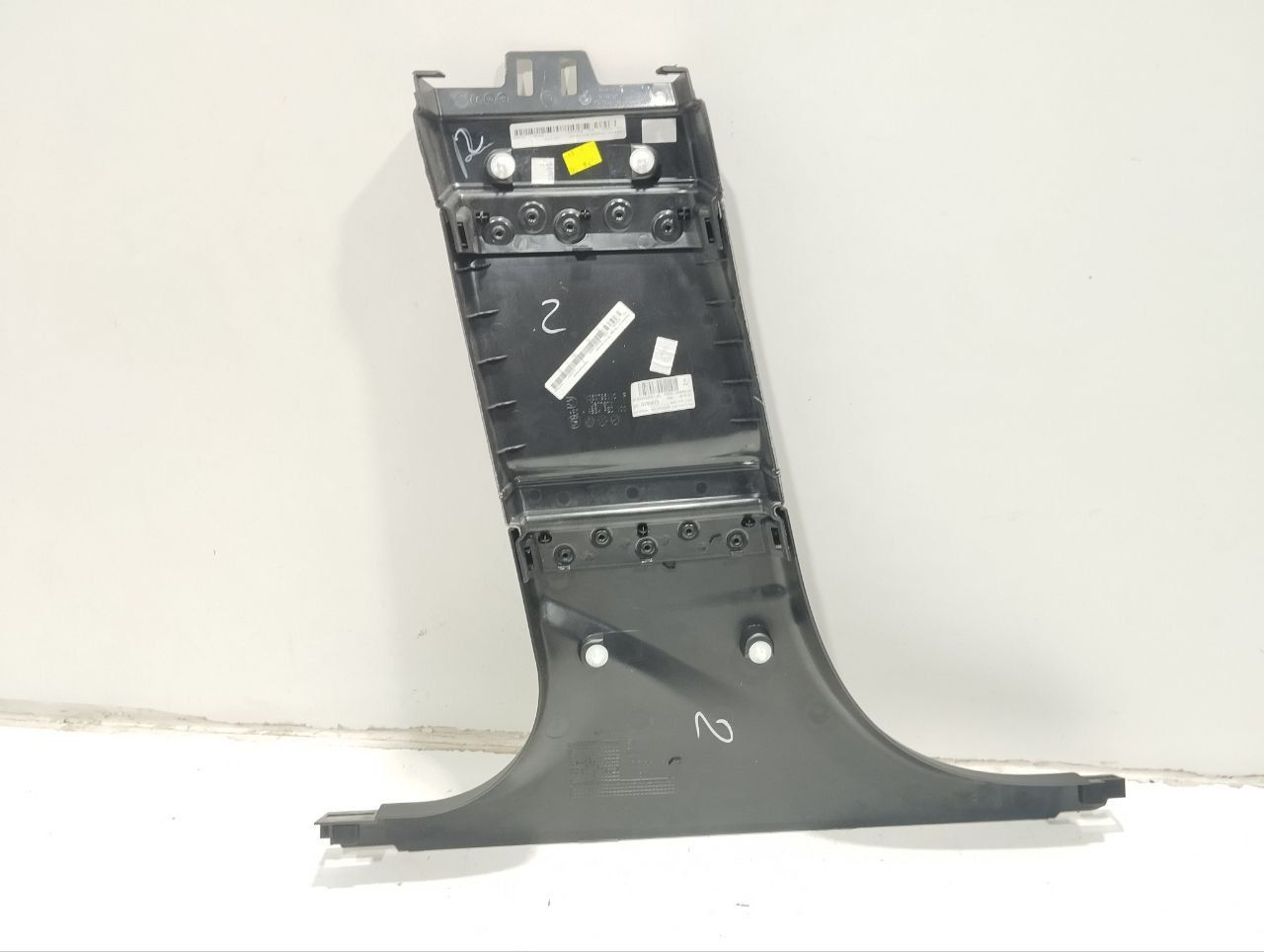 обшивка центральной стойки BMW 6 серия G32 2019, 4.0 л., дизель, 7289392 - фото №1