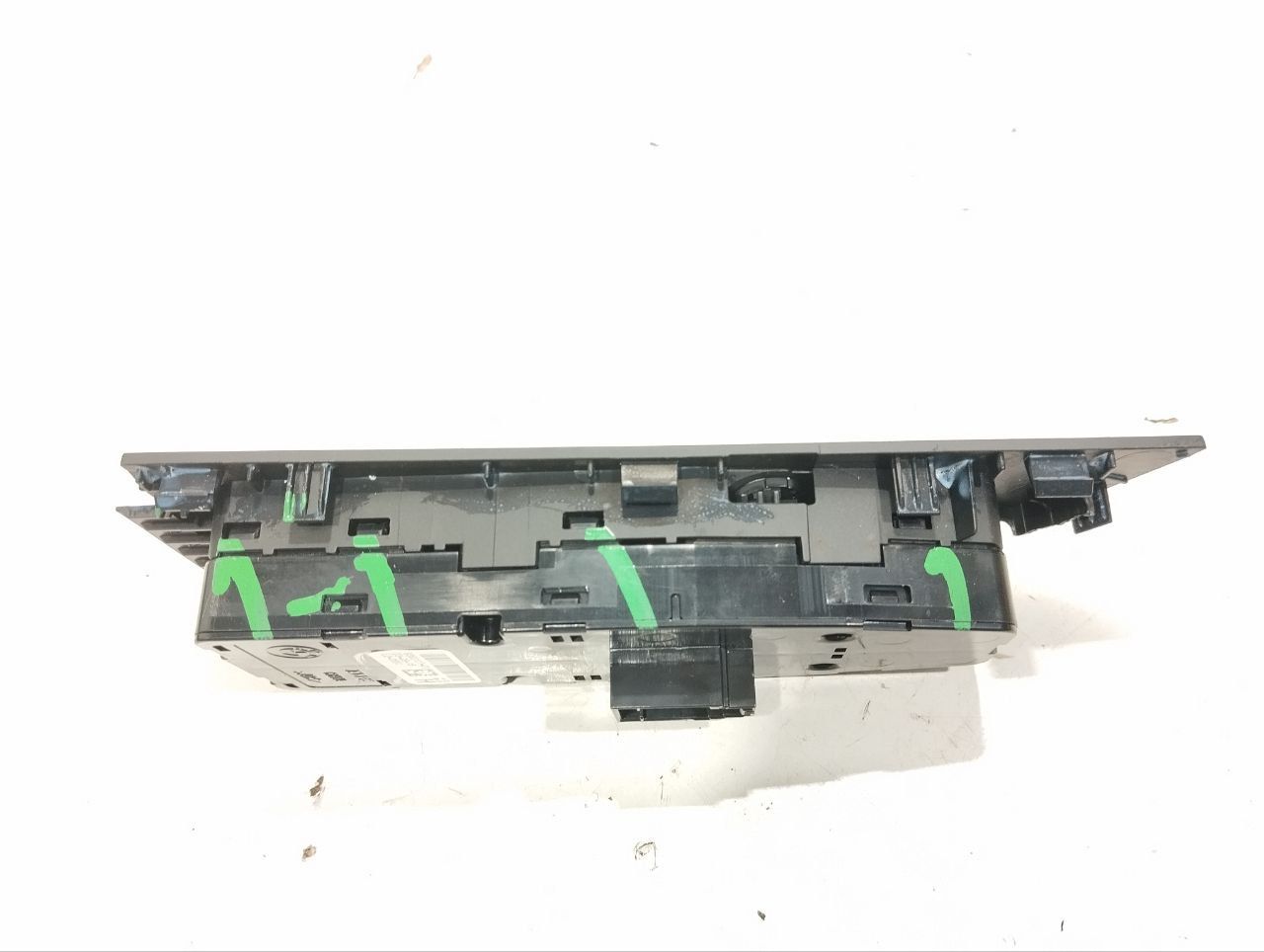 блок управления стеклоподъемниками BMW 6 серия G32 2019, 4.0 л., дизель, 9362107 - фото №1