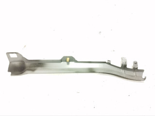 крепление ( кронштейн ) крыла Renault Megane 4 поколение [рестайлинг] (2020 - 2026), 1.5 л., дизель, универсал, 631226346R