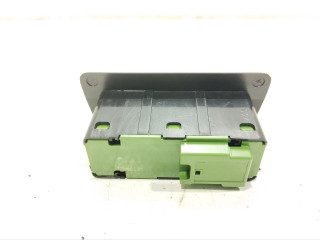 кнопка открытия багажника BMW 6 серия G32 2019, 4.0 л., дизель, 9275120