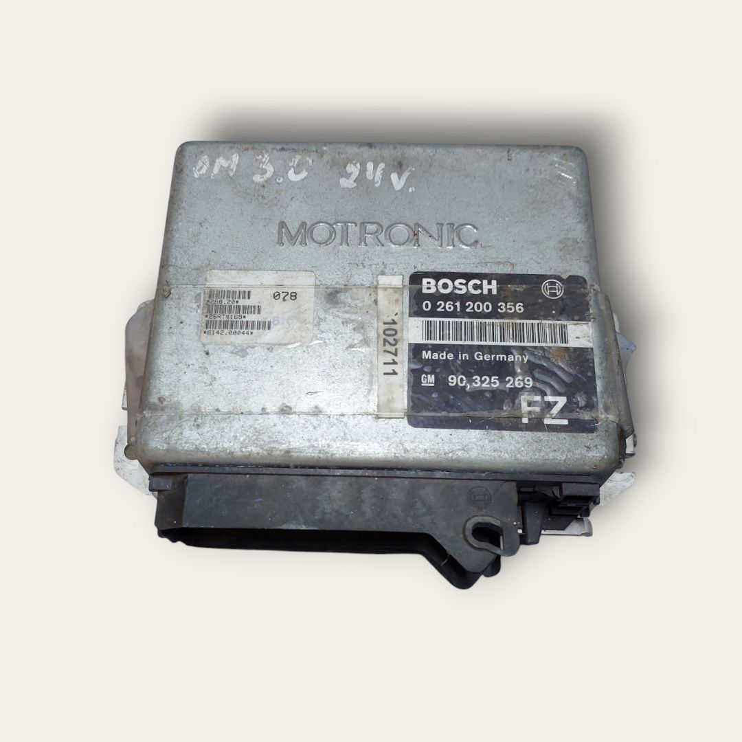 блок управления (другие) Opel Senator B 1992, 3.0 л., бензин, 0261200356, 90325269 - фото №1