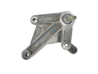 кронштейн КПП Renault Megane 2 поколение 2006, 1.6 л., бензин, МКПП, 8200043084