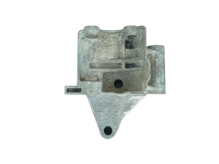 кронштейн гидроусилителя Renault Kangoo 1 поколение 2001, 1.9 л., F8Q 632, дизель, 7700875690C