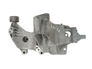 кронштейн генератора Renault Megane 1 поколение 1999, 1.9 л., дизель, 7700113574