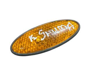 повторитель поворота на крыле Kia Shuma 1 поколение 1999, хетчбэк 5 дв.