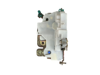 замок двери передней правой Nissan Primera P11 [рестайлинг] 1999