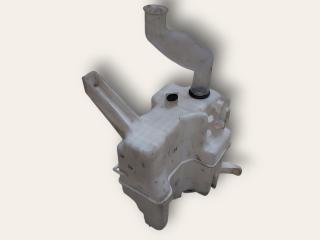 бачок омывателя Toyota Prius 3 поколение [рестайлинг] 2013