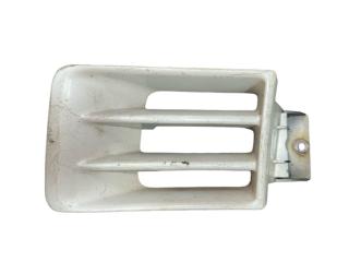 заглушка (решетка) в бампер Mitsubishi Space Wagon 3 поколение (Typ N50) 2001, MR322341