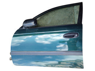 дверь передняя левая Toyota Avensis 1 поколение (T220) 1999