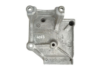 кронштейн компрессора кондиционера Mitsubishi Outlander 1 поколение 2004, 2.0 л., 4G63 (DOHC 16V), бензин, MR398285, CAB116A067