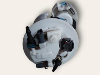 насос топливный Toyota Prius 3 поколение [рестайлинг] 2011, 1.8 л.