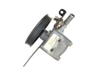 насос гидроусилителя руля Nissan Primera P12 2004, 1.6 л., QG16DE, бензин, 7611332111, 7613955132