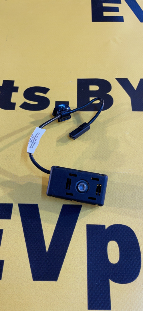 антенна Tesla Model Y 1 поколение 2022, 1509420-00-D - фото №1