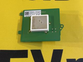 антенна навигации Tesla Model 3 1 поколение (2017 - 2026), 1079734-00-C, 1599097-00-B