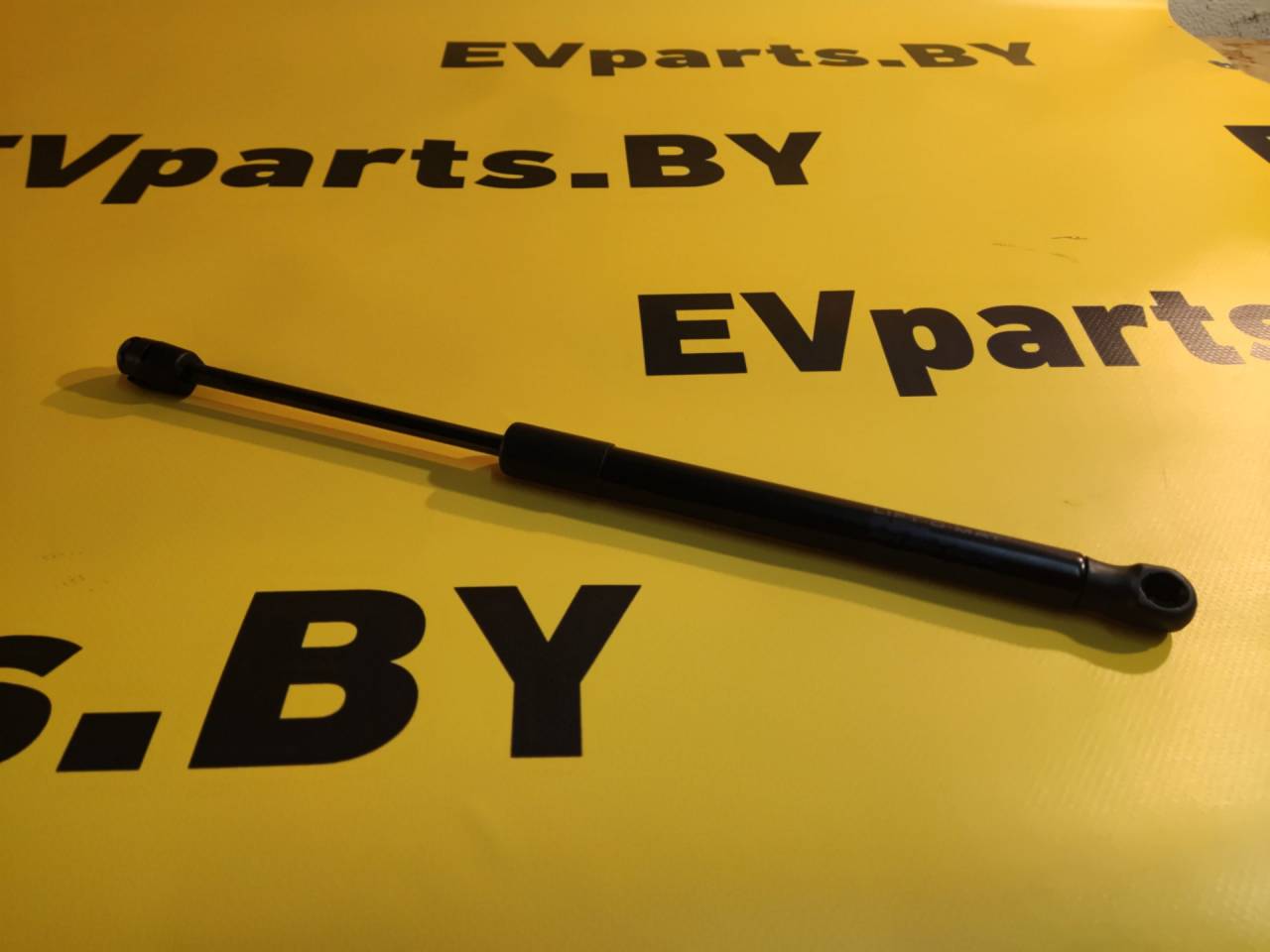 амортизатор капота Tesla Model 3 1 поколение 2022, 1091472-00-B - фото №1